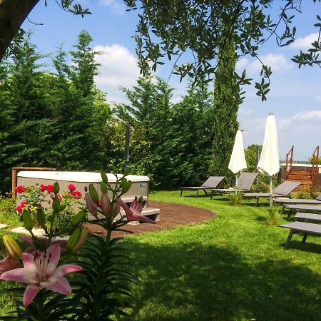 Agriturismo Al Tralcio Валеджо-суль-Мінчо Екстер'єр фото