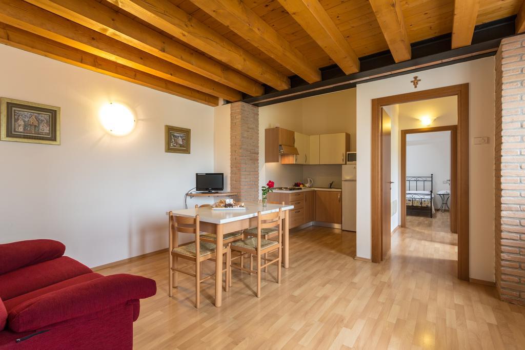 Agriturismo Al Tralcio Валеджо-суль-Мінчо Екстер'єр фото