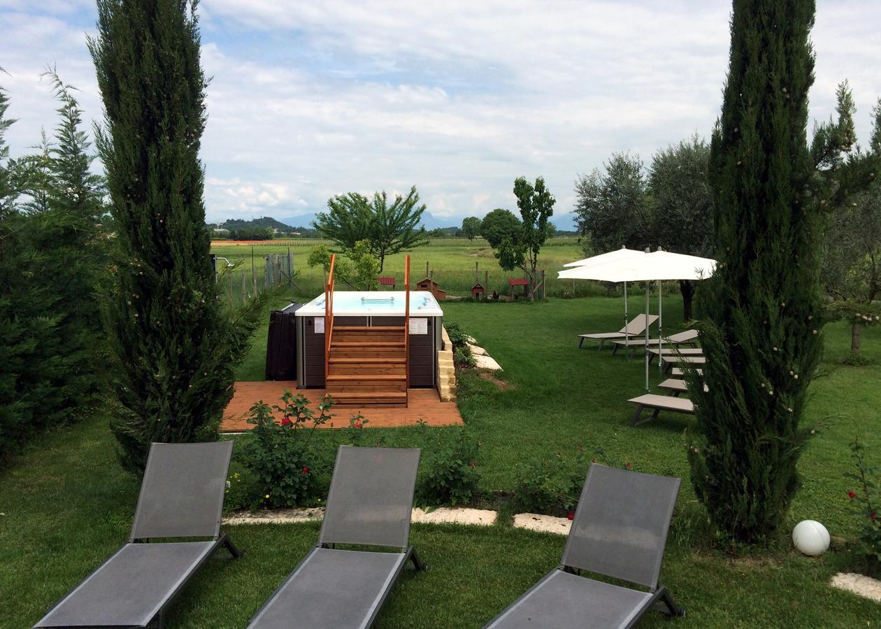 Agriturismo Al Tralcio Валеджо-суль-Мінчо Екстер'єр фото